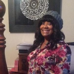 Meet your Posher, Sandra